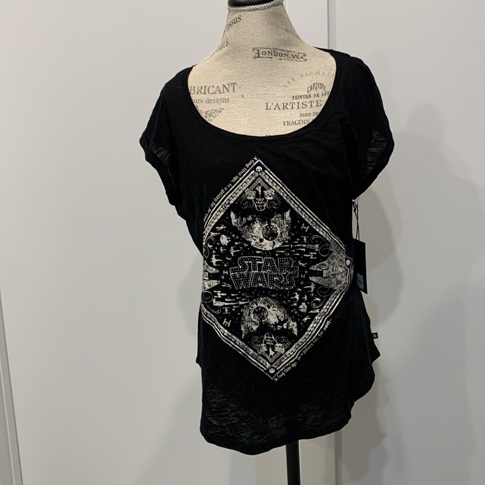 Black Star Wars tee
